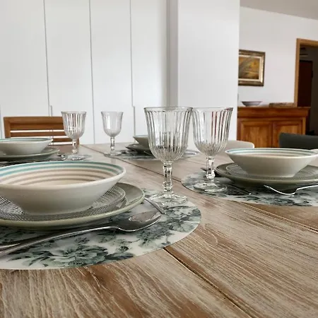 Chez Ocean Plaza Apartment *